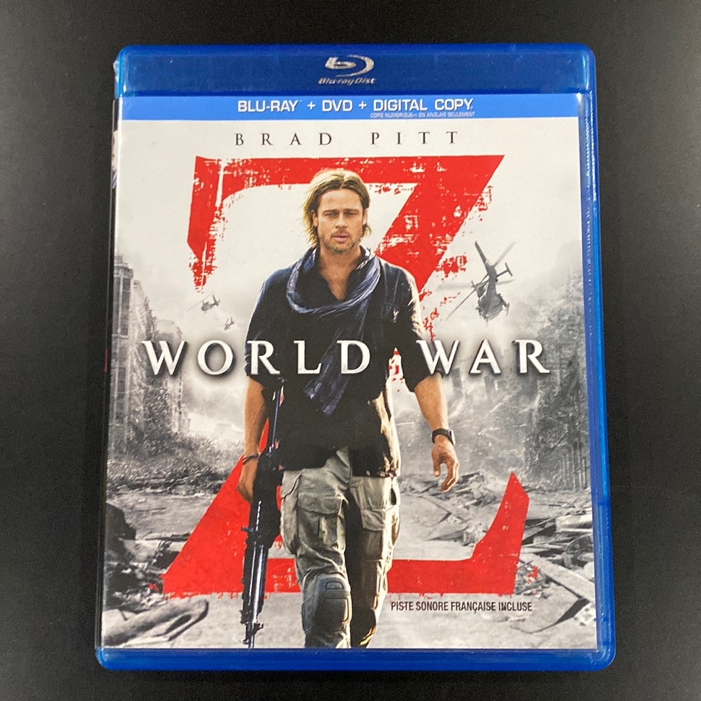 World War Z - Blu-ray & DVD Combo Set